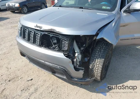 2019 Jeep Grand Cherokee Laredo E 4X4 z USA, uszkodzony, nr VIN 1C4RJFAG3KC849107